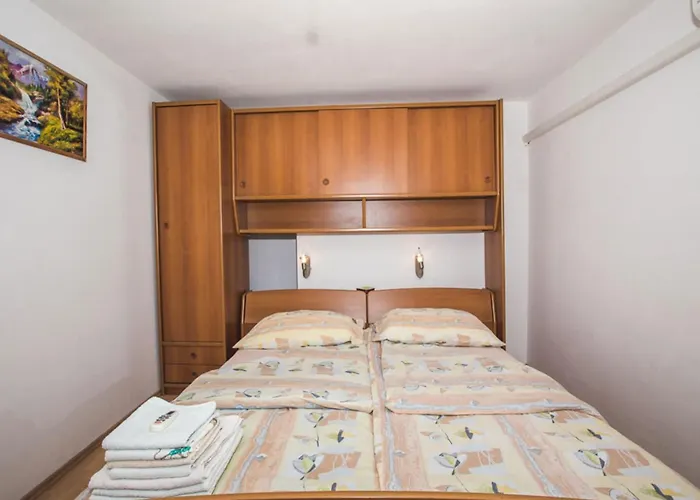 公寓 Jug - With Balcony